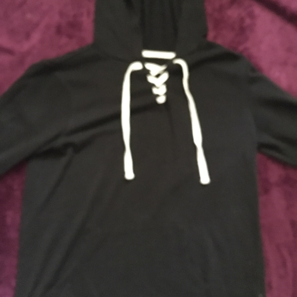 Perfect Shirt Thin Laced Sweatshirt